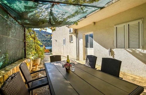 Podglavica Apartment | 60 m² Apartment ∙ 2 bedrooms ∙ 5 guests