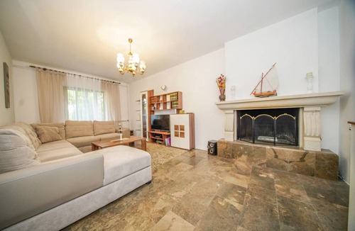 Splitska Apartment | 77 m² Apartment ∙ 2 bedrooms ∙ 5 guests