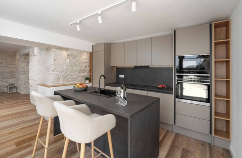 Vosteni Villa | 8 persons, pool, quiet location, large garden, ideal for families with children
