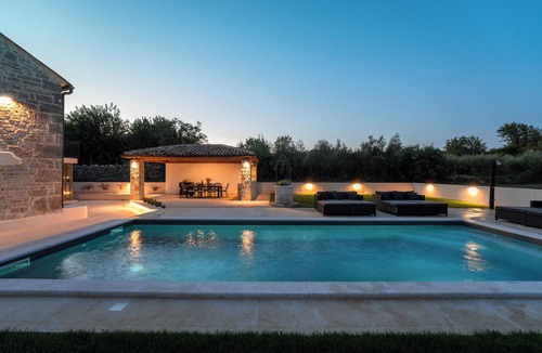 Vosteni Villa | 8 persons, pool, quiet location, large garden, ideal for families with children