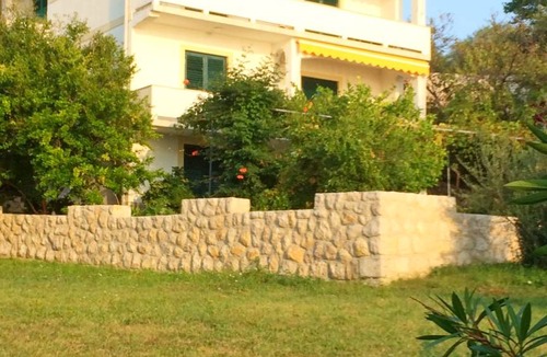 Rab Town Apartment | 80 m² Apartment ∙ 2 bedrooms ∙ 4 guests