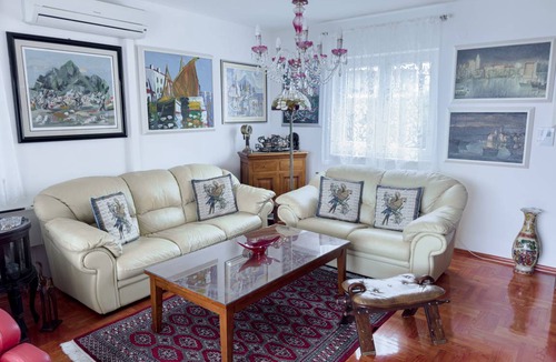Municipality of Trogir Apartment | 85 m² Apartment ∙ 2 bedrooms ∙ 4 guests
