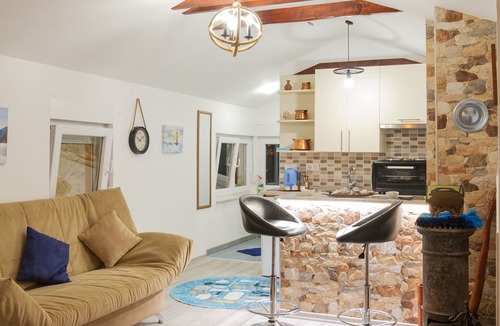 Mostar House | A home witha view Sky -attic