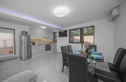 Pirovac Apartment | Adriatic Heart Luxury Apartments - Six bedroom apartment with Sea view House