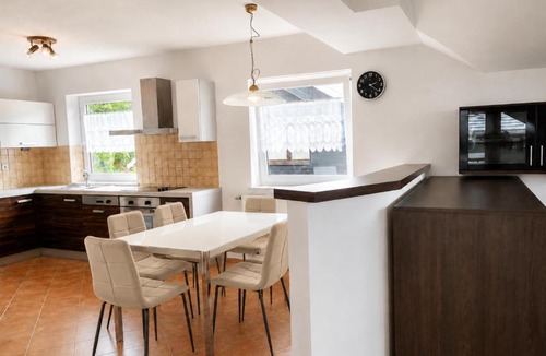 Radovljica Apartment | Alpine Forest Apartments