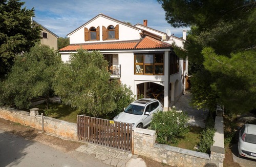 Artatore Apartment | Amazing apartment in Mali Losinj with WiFi
