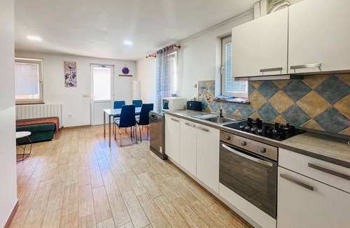 Porec Apartment | Amazing apartment in Baderna