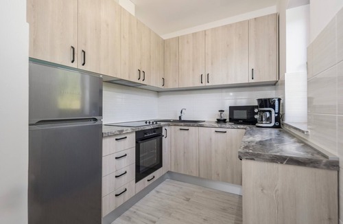 Veprinac Apartment | Amazing apartment in Kolavici with house sea view