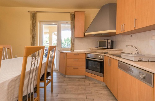 Kakma Apartment | Amazing apartment in Kakma with WiFi