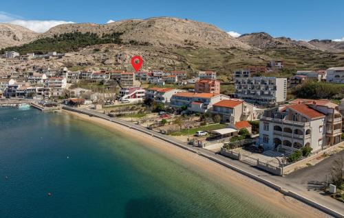 Metajna Apartment | Amazing Apartment In Metajna With House Sea View