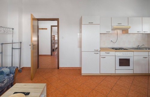 Mugeba Apartment | Amazing apartment in Porec with WiFi