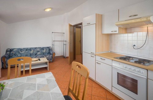 Mugeba Apartment | Amazing apartment in Porec with WiFi