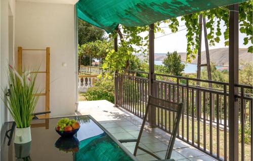 Vlasici Apartment | Amazing Apartment In Vlasici With Wifi