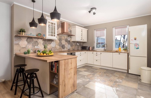 Banjol House | Amazing home in Banjol
