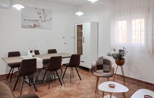 Baric Draga House | Amazing Home In Baric Draga With House Sea View