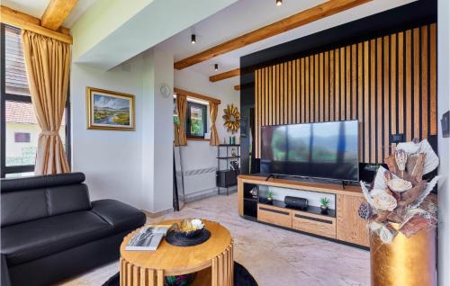 Donja Stubica House | Amazing Home In Donja Stubica