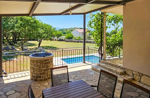 Ervenik House | Amazing home in Ervenik with private swimming pool, can be inside or outside
