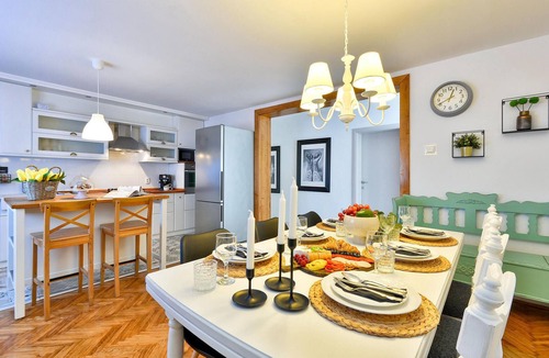 Bjelovar House | Amazing home in Gornje Plavnice with sauna