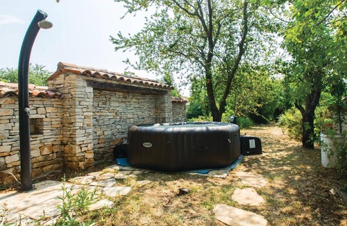 Nedescina House | Amazing home in Nedescina with sauna