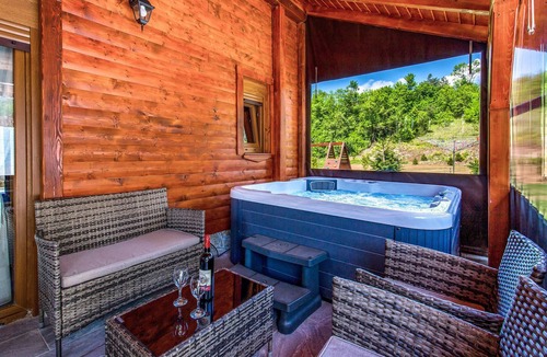 Perusic House | Amazing home in Perusic with sauna