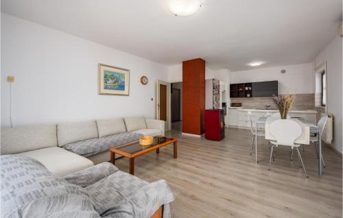 Gulici House | Amazing Home In Porec
