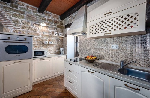Gedici House | Amazing home in Porec