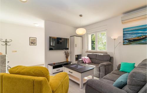 Vinkuran House | Amazing Home In Pula With Wifi