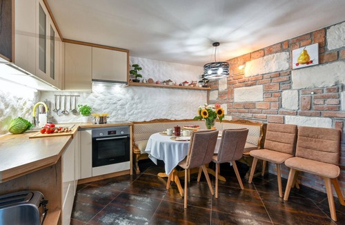 Varazdin House | Amazing home in Radovan with sauna