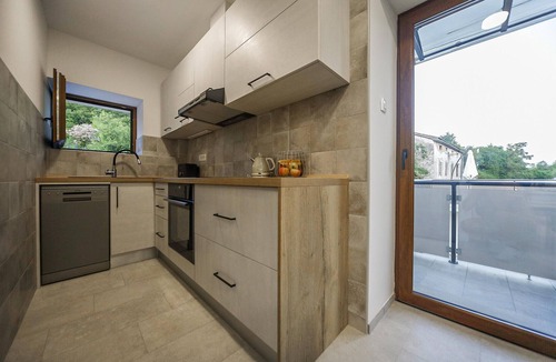 Lipa House | Amazing home in Sapjane