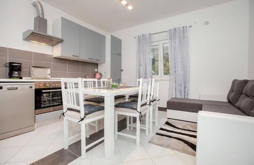 Seline House | Amazing home in Seline