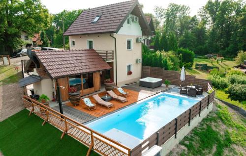 Velika Gorica House | Amazing Home In Siljakovina With Sauna