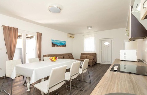 Soline House | Amazing home in Soline
