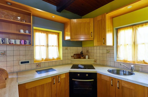 Kupinecki Kraljevec House | Amazing home in Starjak with private swimming pool, can be inside or outside