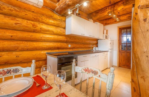 Lovinac House | Amazing home in Sveti Rok