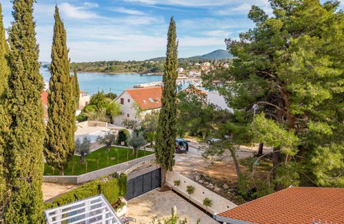 Zdrelac House | Amazing Home In Zdrelac