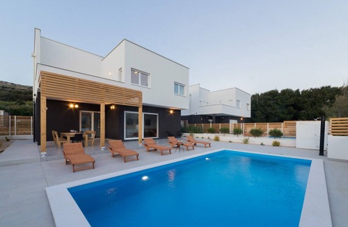 Pag Villa | Amazing Villa Venus