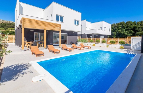 Pag Villa | Amazing Villa Venus