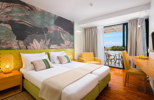 Supetar Hotel | Aminess Vival Velaris Resort