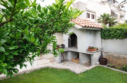 Solin Apartment | Ana's spacious place, accommodating 4+2 in two bedrooms