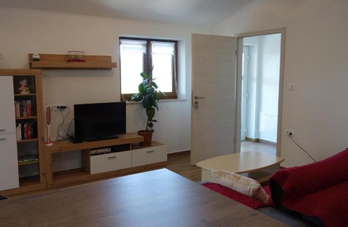 Secovlje Apartment | Apartma Pergola