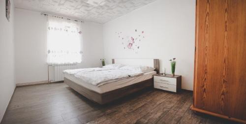 Dolenja Trebusa Apartment | Apartma Trebušca