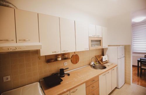 Gornji Milanovac Apartment | Apartman 4, Sinđelićeva 40