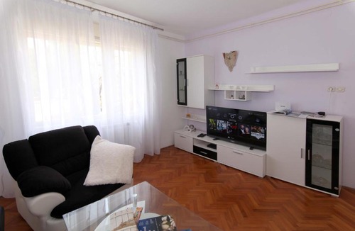 Liznjan Apartment | Apartman Branka