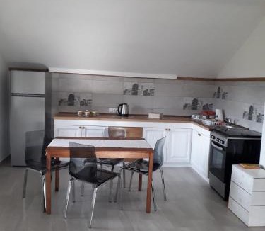 Gvozd House | Apartman-Guest House "Oliver"