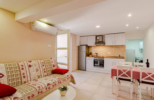 Vela Luka Apartment | Apartman Jagoda - Vela Luka by Villas Guide