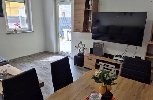 Gregovica Apartment | Apartman Komsic by Villas Guide