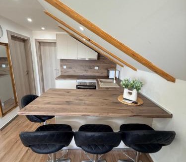 Kustici Apartment | Apartman Lucija 5