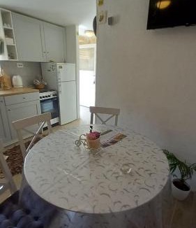 Lovrec Apartment | APARTMAN NIKI, Medov Dolac - Lovreć