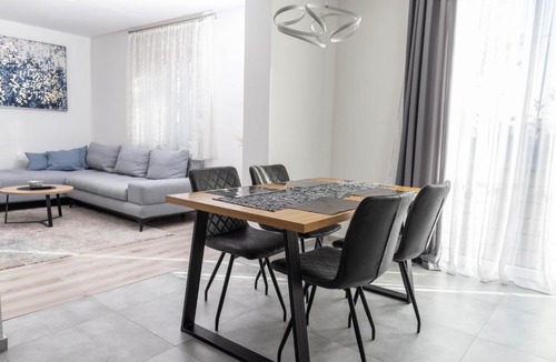 Vinkovci Apartment | Apartman Nola