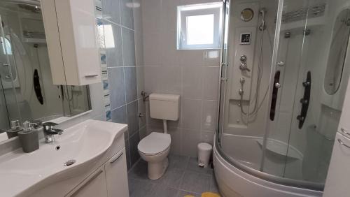 Gorinka Apartment | Apartman "TRI MASLINE"